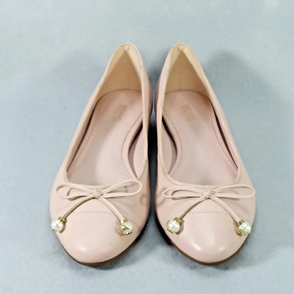 Michael Kors Gia Ballet Flats Pink  pearls bow slip on leather Womens Sz 8 Chic